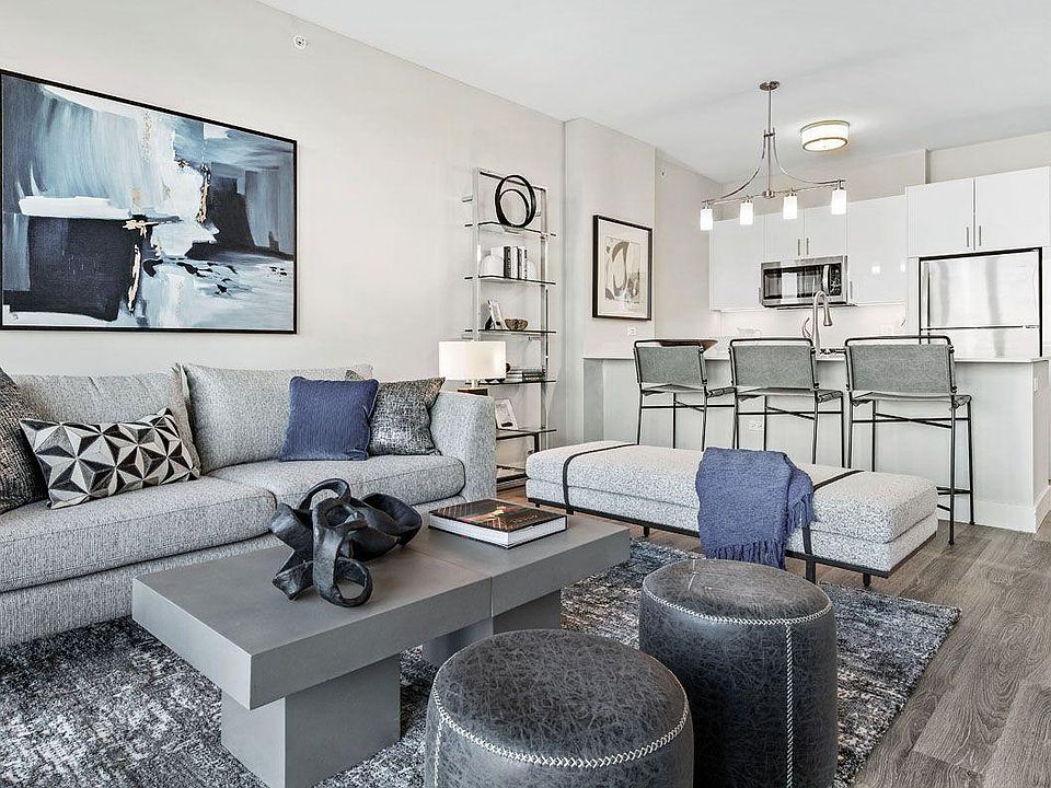 2nd image of 175 Commonwealth Ave #5