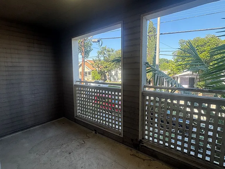 1355 Loma Ave #205 — Photo 7