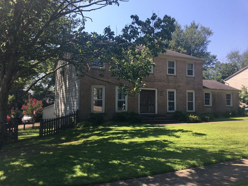 1st image of 9081 Wexford Dr