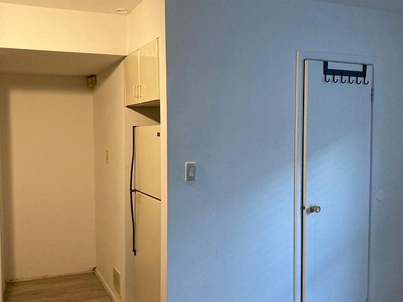 5th image of 16 Shale St Floor 1