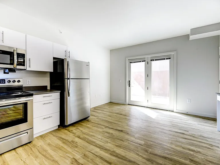 1220 Mapleton Ave — Photo 16