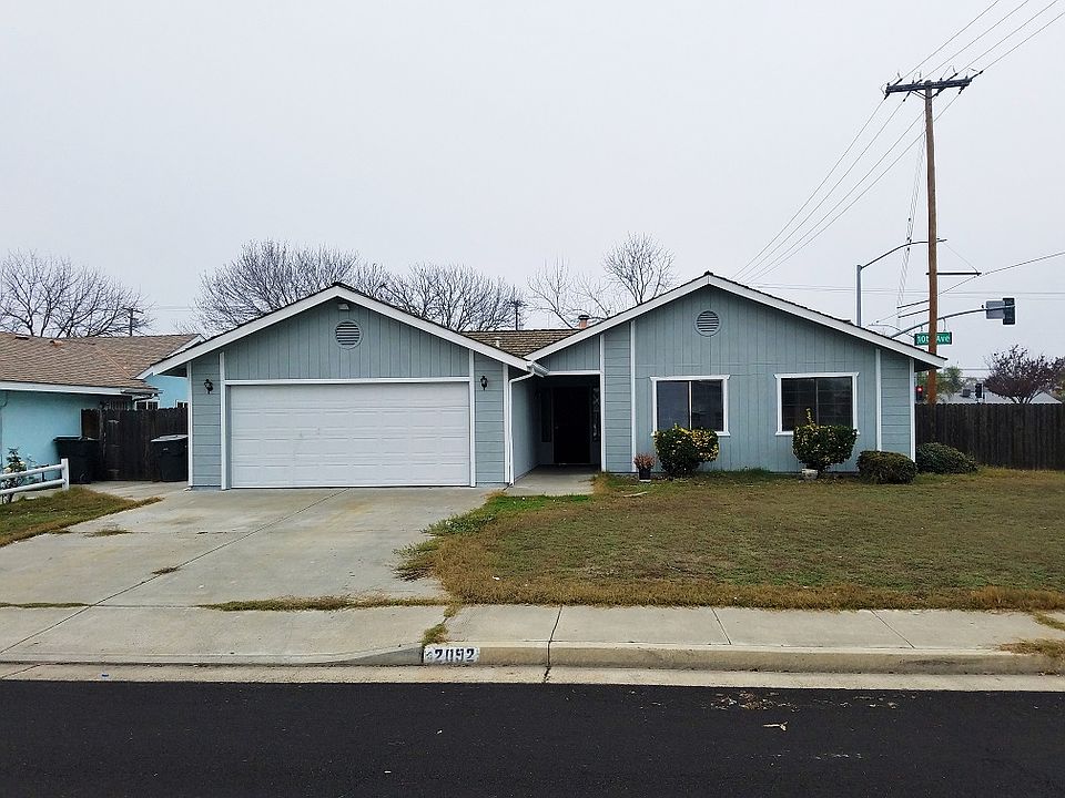 1st image of 2092 Parker Pl