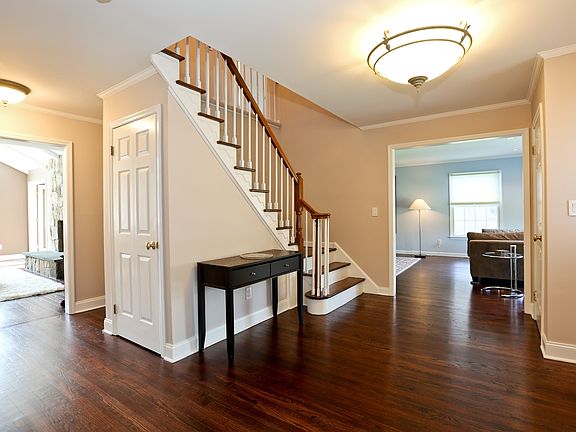 2nd image of 3 Pebble Beach Dr