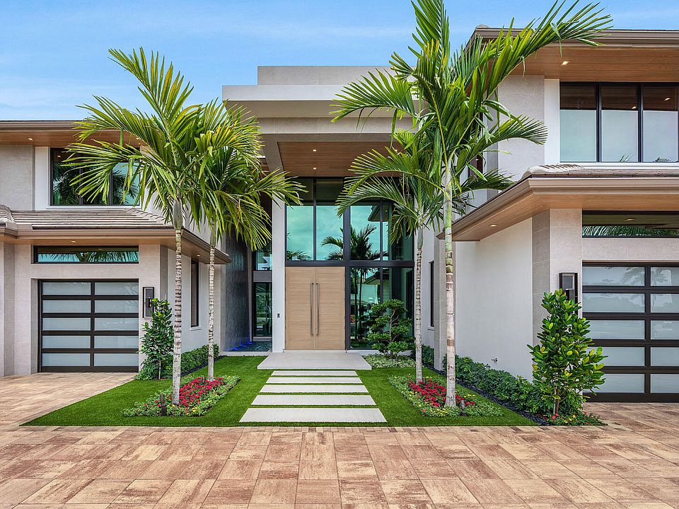 2nd image of 1642 Sabal Palm Drive