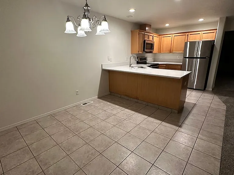 4905 Montague Ln — Photo 28