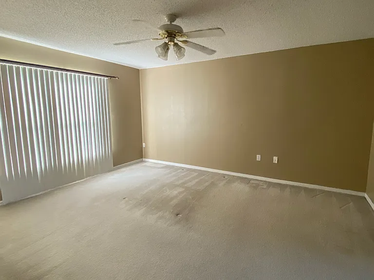 3939 Stonefield Dr — Photo 17