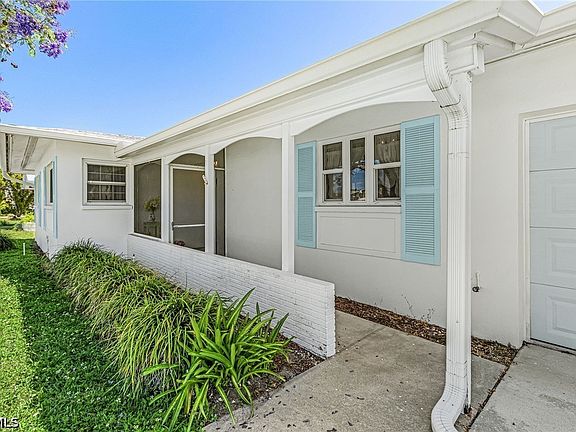 2nd image of 3021 SE 16th Pl