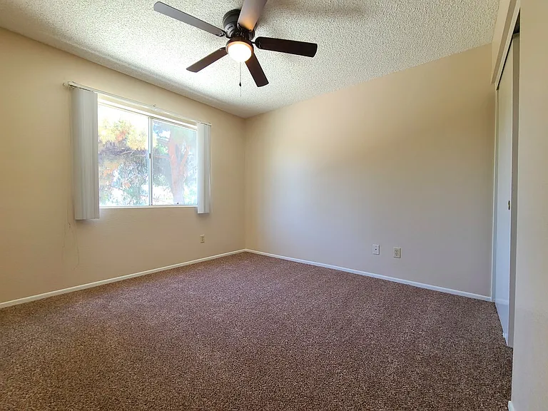 11768 Avalon Ave — Photo 20