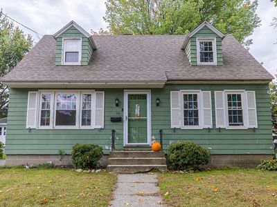 54 Riddell St, Greenfield, MA, 01301
