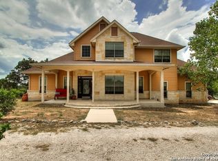 117 Rolling View Dr, Boerne, TX 78006