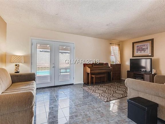 5th image of 704 Purcell Dr