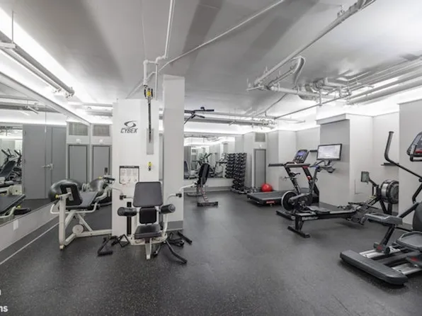 350 West 53rd Street image 13 of 14