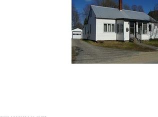 47 Myrtle St, South Paris, ME 04281