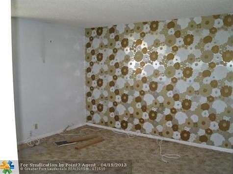 2nd image of 2541 Aragon Blvd APT 402
