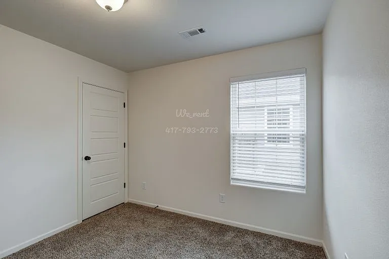 1832 S Minnesota Ave — Photo 12