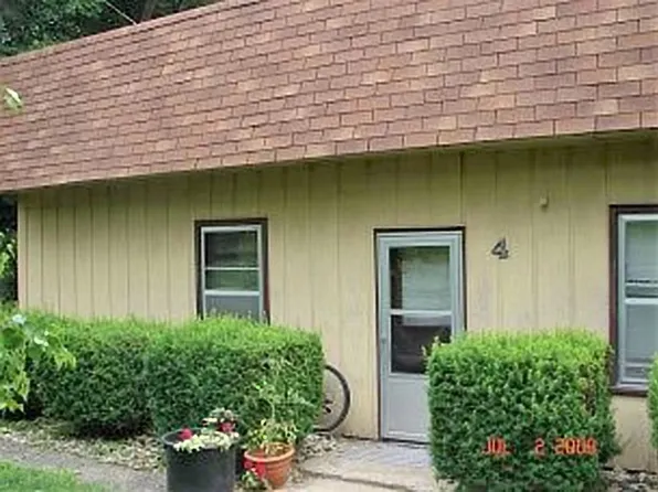 1012 N Summit St, Iowa City, IA