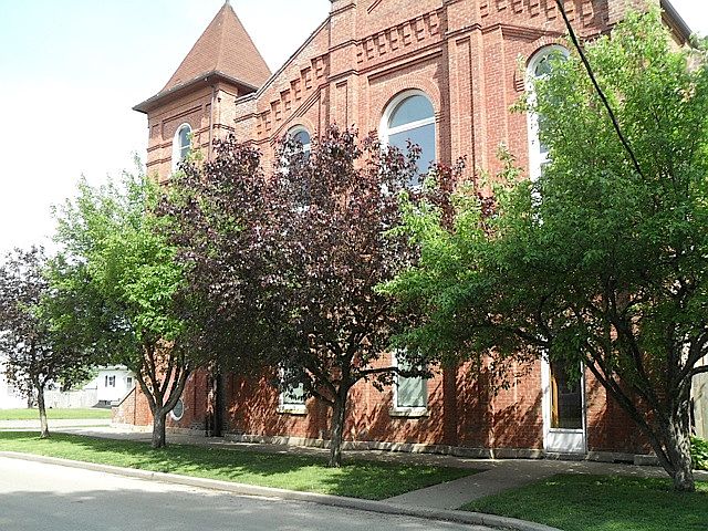1st image of 601 6th Ave