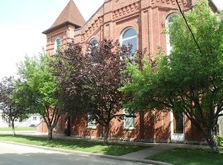 601 6th Ave, Mendota, IL 61342