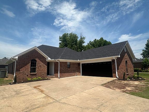 2nd image of 21 Crestwood Dr