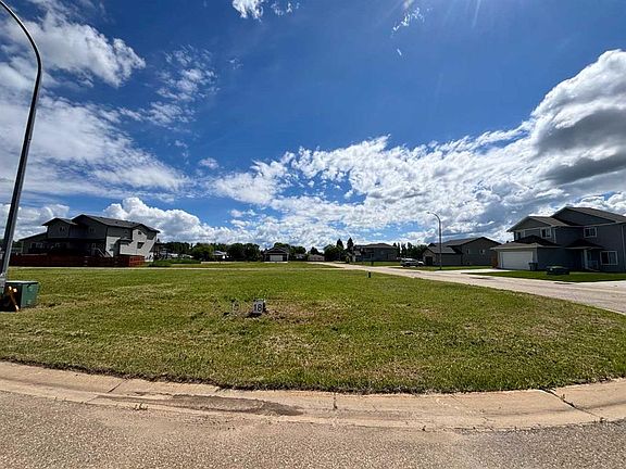 2nd image of 5084 Cornerstone Cres