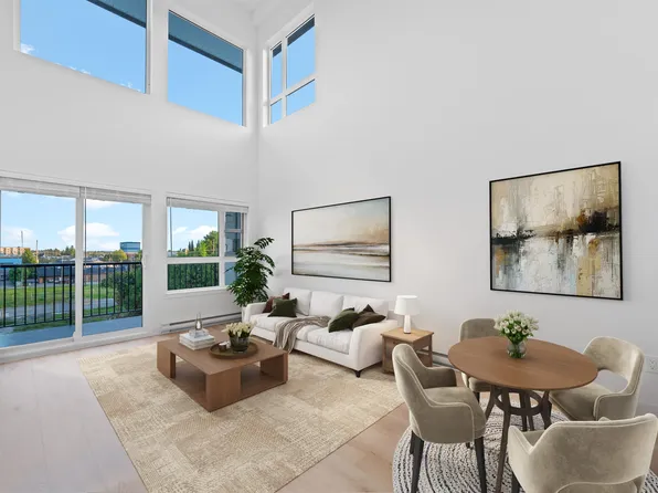 22562 121st Ave #410, Maple Ridge, BC V2X 3Y8