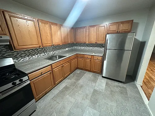 640 W 227th St #3 Photo 1