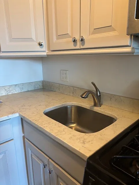 Studio, 477 sqft, $1,800 — Photo 3