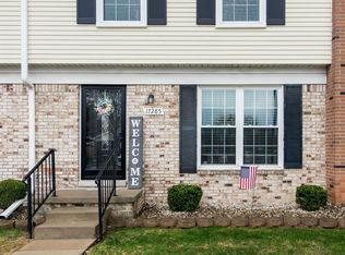 17285 Rudgate St, Southgate, MI 48195