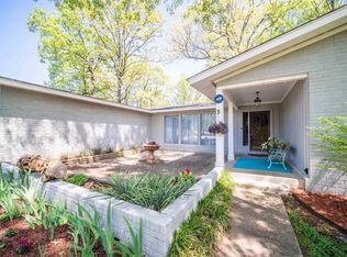 1270 Woodside Dr, Conway, AR 72032