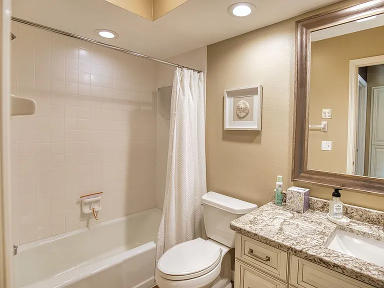 831 Harrington Lake Ln #37 — Photo 25