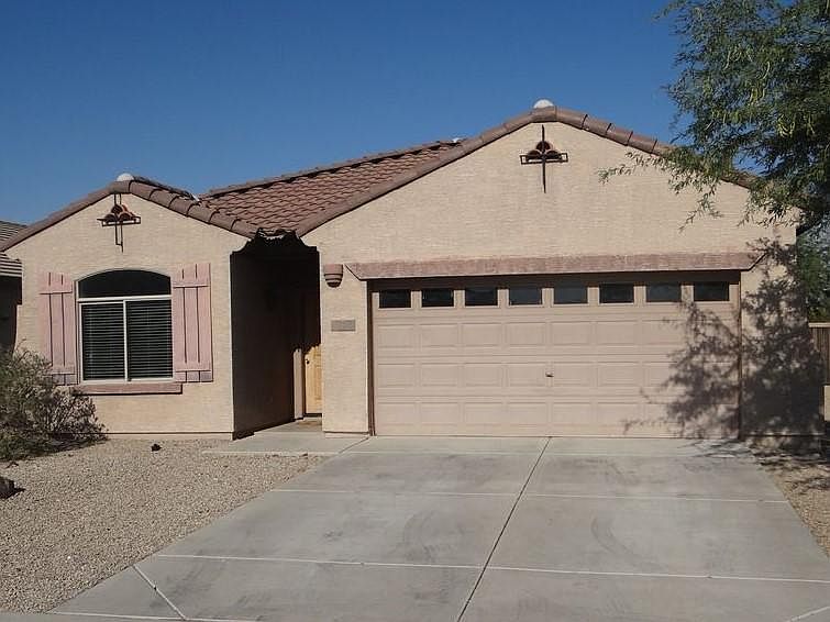 1st image of 1013 S 115th Dr