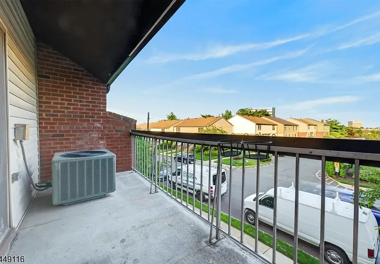 94 Beverly Hill Ter — Photo 28