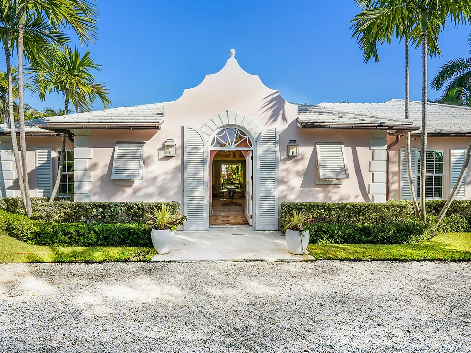 261 El Dorado Ln