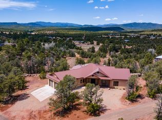 5 Pumpkin Ln, Pecos, NM 87552