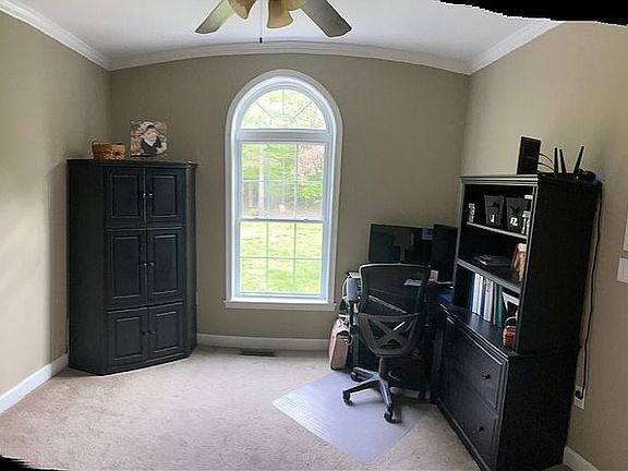 4th image of 10024 Olde Kent Dr