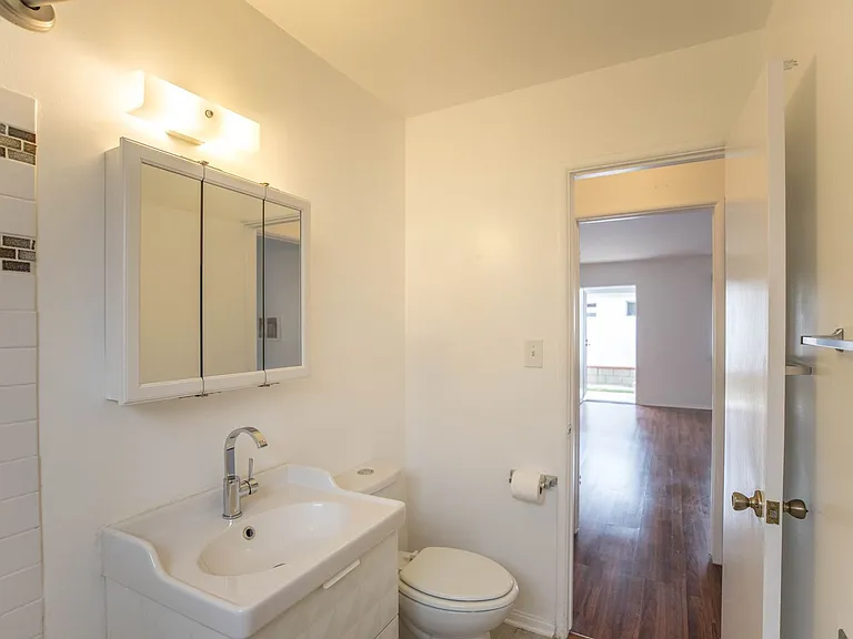 5319 Inglewood Blvd #2 — Photo 11