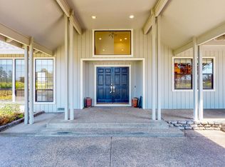 1990 Olivet Rd, Santa Rosa, CA 95401
