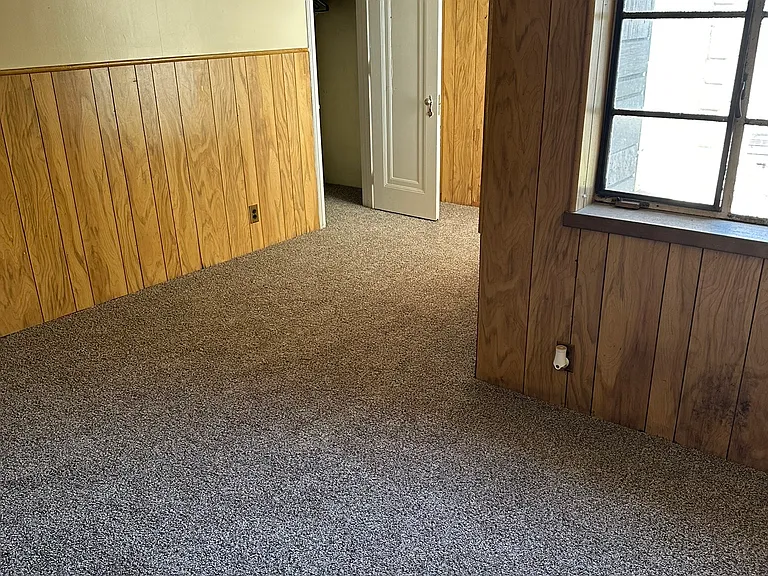 605 S 9th St — Photo 33