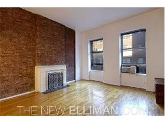 Rented by Douglas Elliman | media 19
