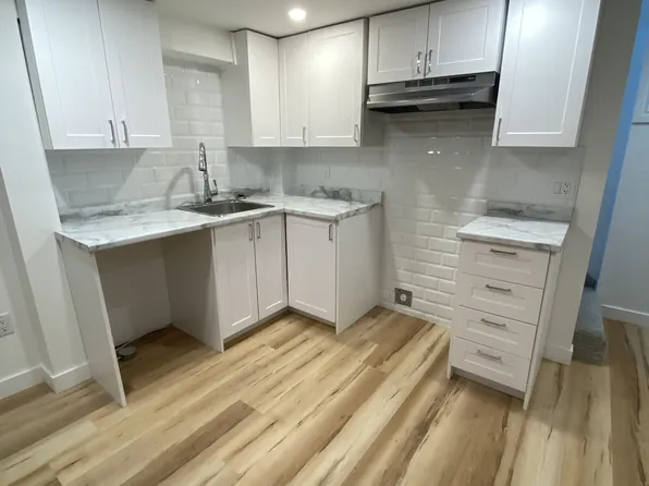 340 Trudeau Dr, Sarnia, ON N7S 4K7