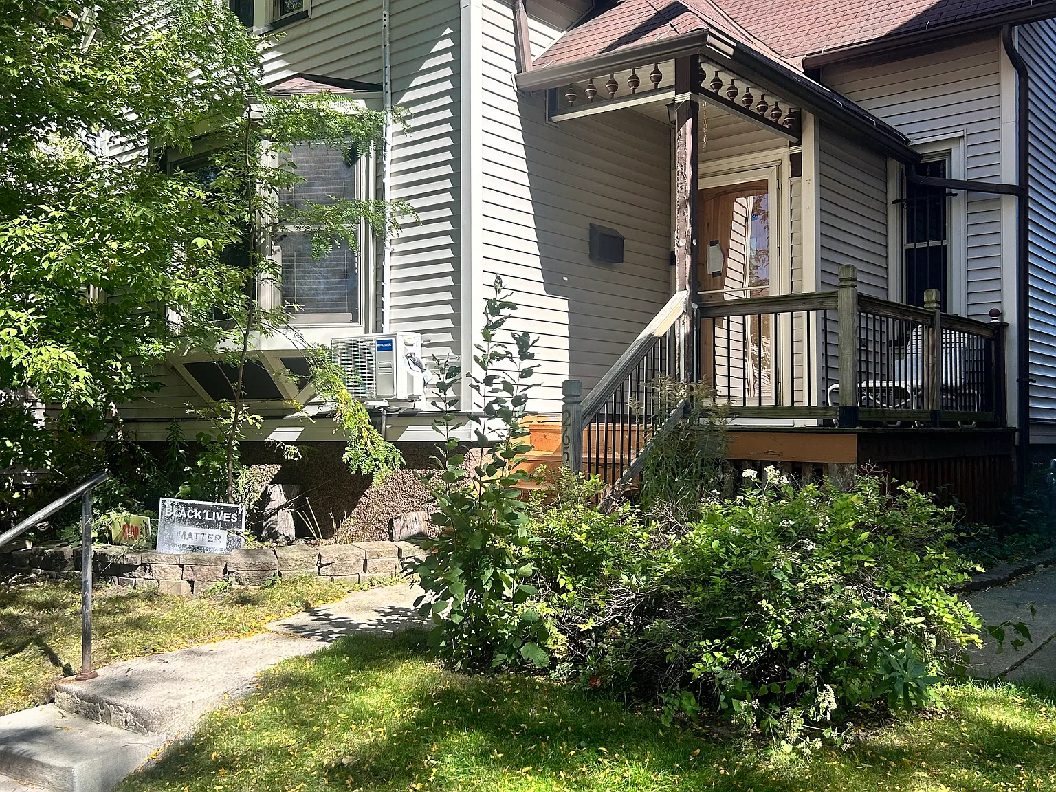 2650 N. Bremen St — Photo 2