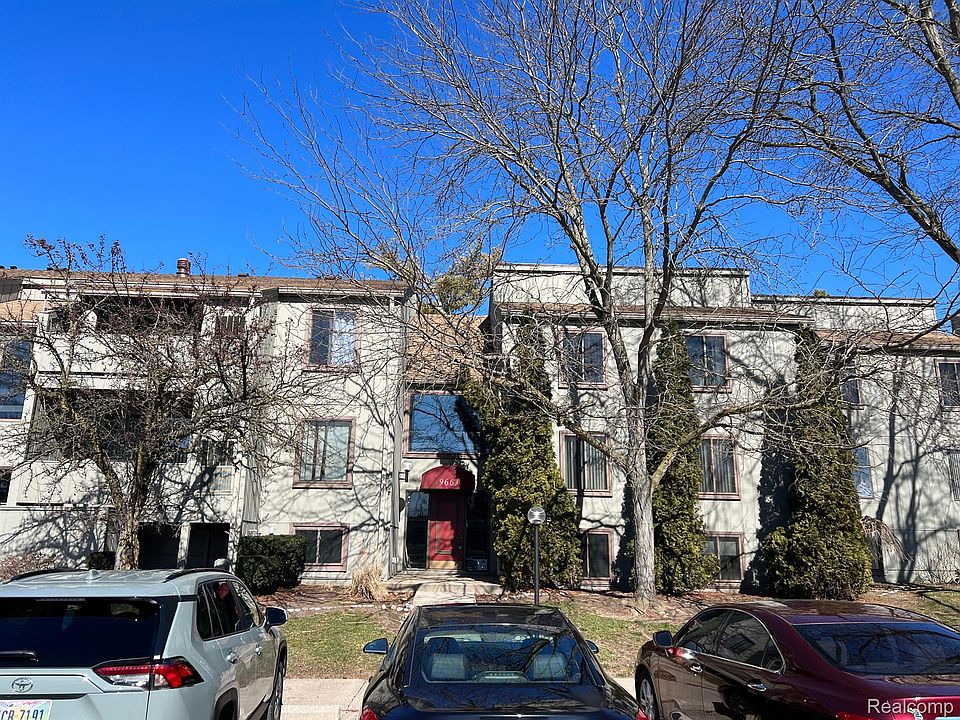 1st image of 9663 Bayview Dr APT 311