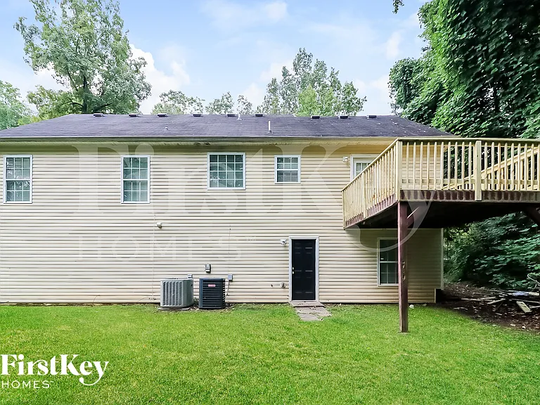 6013 Radford Dr — Photo 15