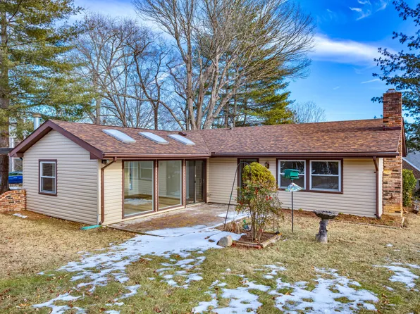 407 Morningside Dr, Lexington, VA 24450