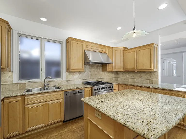 119 Opal Ave — Photo 17