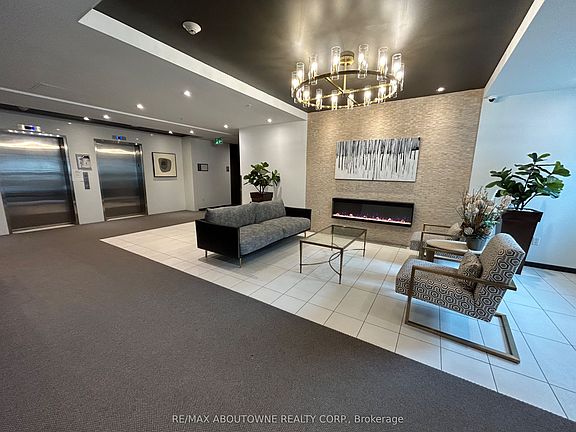 3rd image of 460 Belmont Ave W #510
