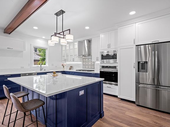5th image of 2308 S Ives St