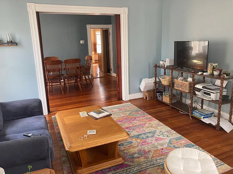 30 Violet St — Photo 6