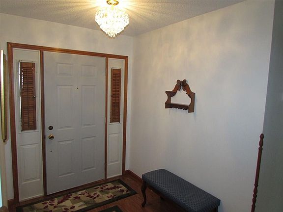 3rd image of 317 New Haven Dr