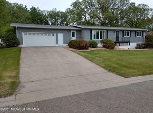 1322 Lori Ave, Detroit Lakes, MN 56501